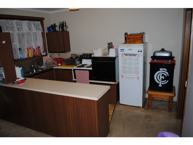 8 Dundas Road, Maryborough VIC 3465