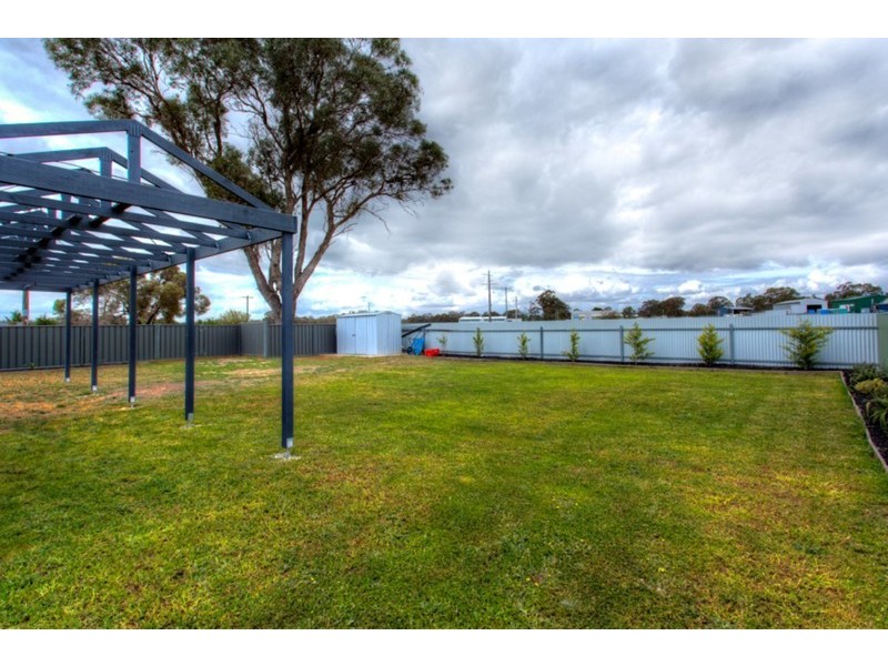36 Homebush Road, Avoca VIC 3467