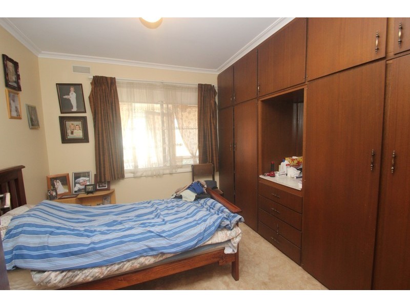 27 Dundas Road, Maryborough VIC 3465