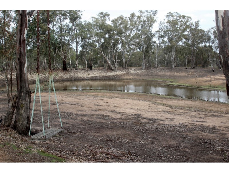 40 Peart Road, Betley VIC 3472