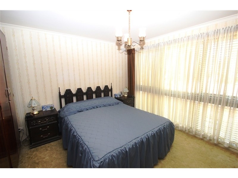 32 Liebig Street, Avoca VIC 3467