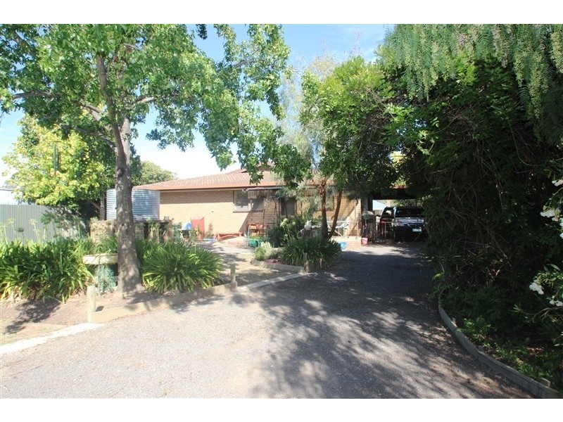 32 Liebig Street, Avoca VIC 3467