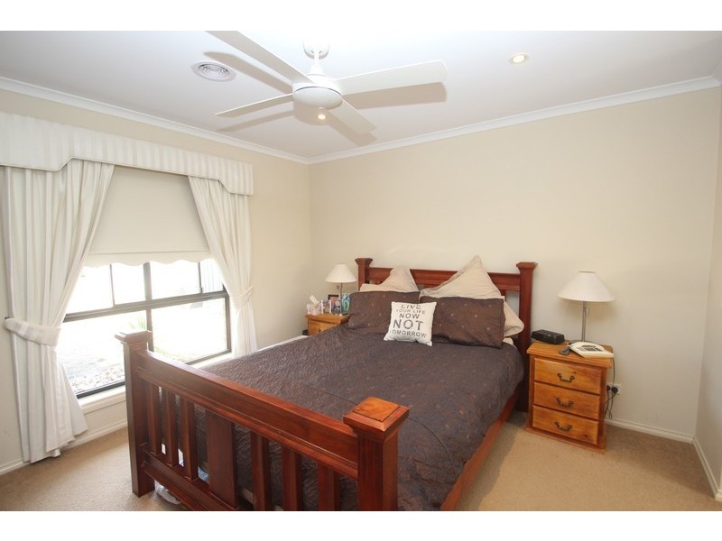 13 Hughes Street, Maryborough VIC 3465