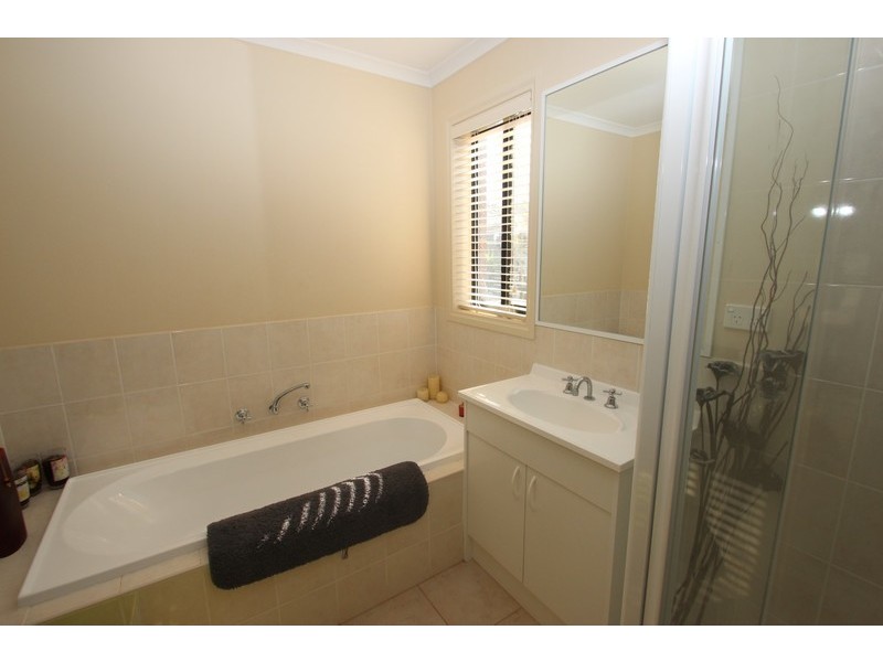 13 Hughes Street, Maryborough VIC 3465