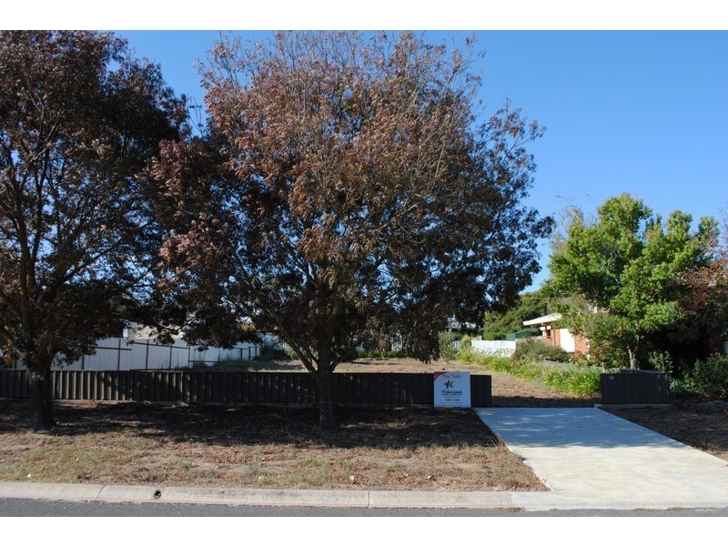 12 McCallum Street, Carisbrook VIC 3464