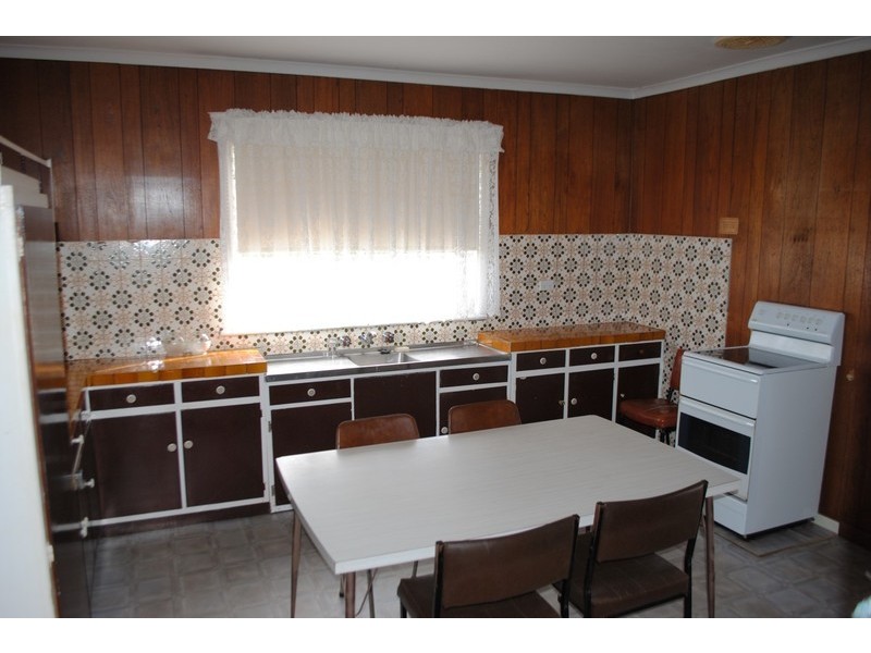 28 Scandanavian Crescent, Talbot VIC 3371