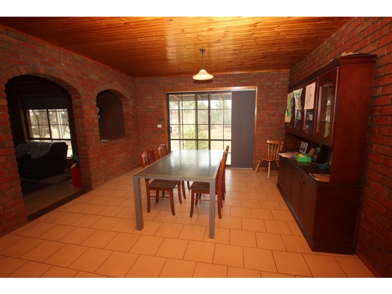 9 George Cook Drive, Daisy Hill VIC 3465