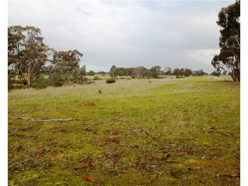 19 Du Bourg Road, Bowenvale VIC 3465