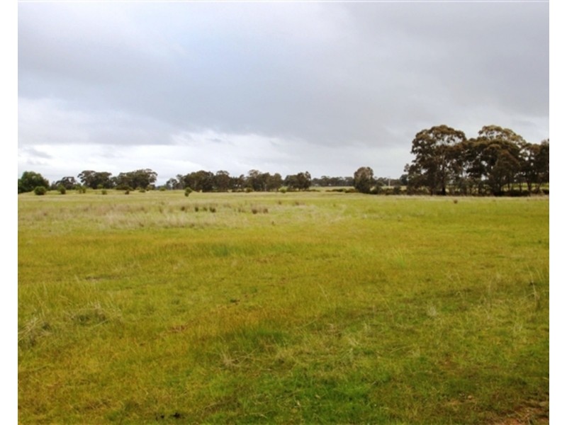 19 Du Bourg Road, Bowenvale VIC 3465