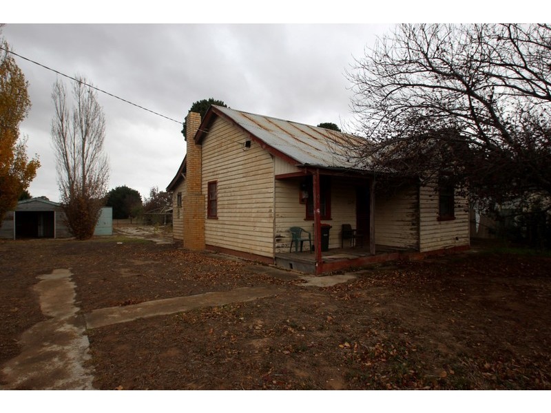 42 Victoria Street, Carisbrook VIC 3464