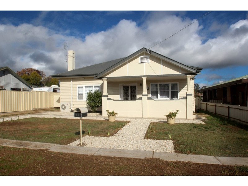 64 Majorca Road, Maryborough VIC 3465