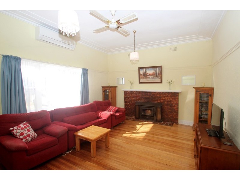 64 Majorca Road, Maryborough VIC 3465