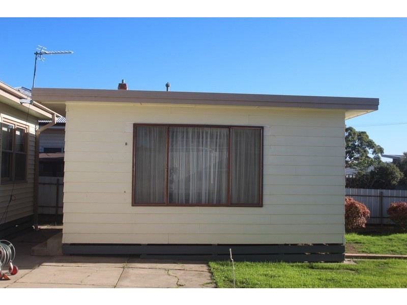 24 Peel Street, Maryborough VIC 3465