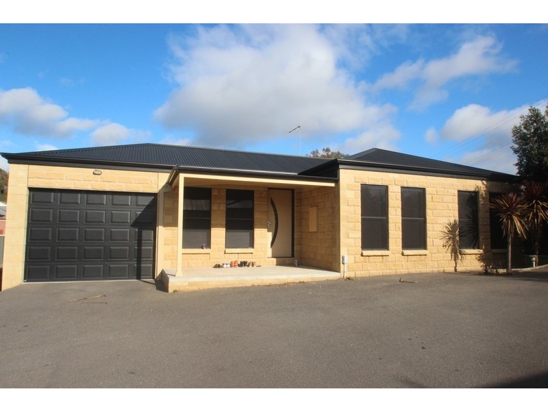 1/192 Gladstone Street, Maryborough VIC 3465