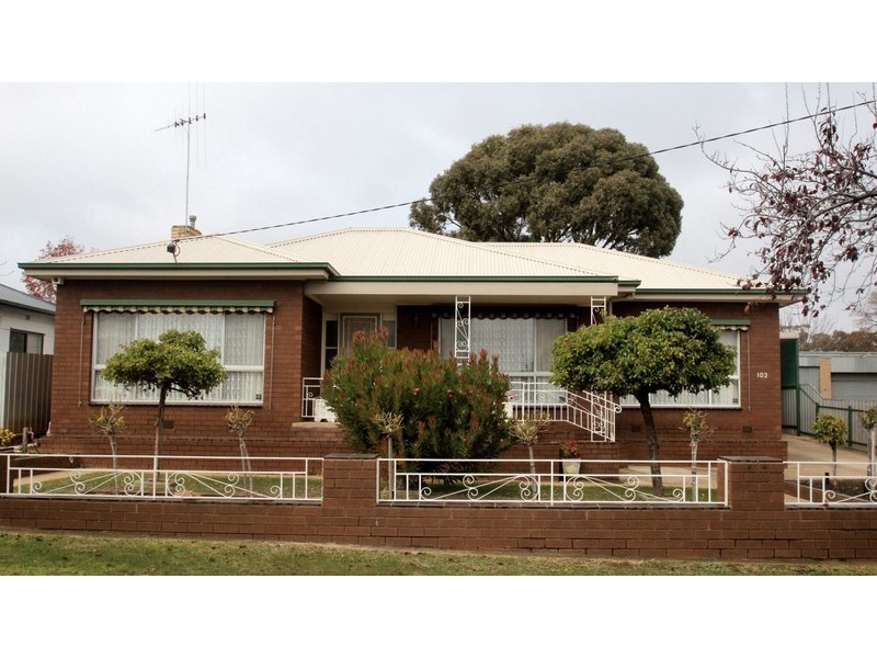 102 Nelson Street, Maryborough VIC 3465