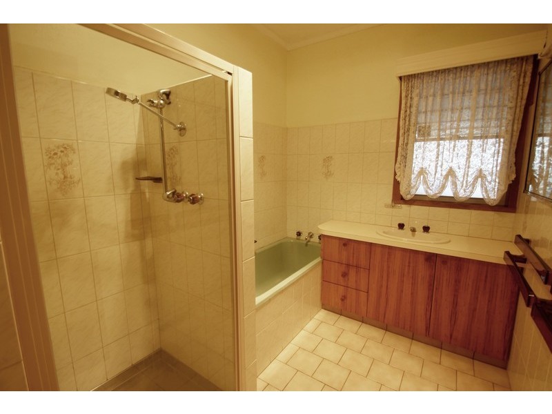 102 Nelson Street, Maryborough VIC 3465