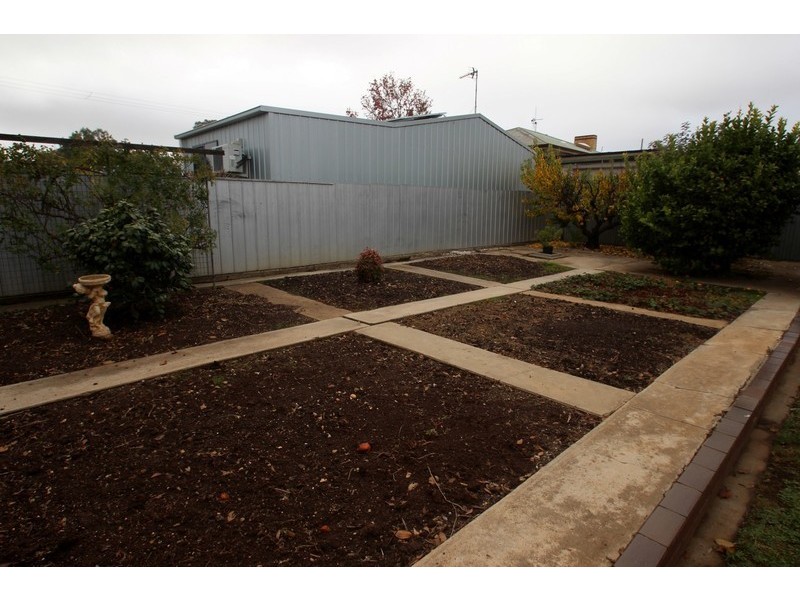 102 Nelson Street, Maryborough VIC 3465