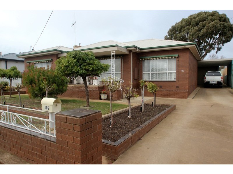 102 Nelson Street, Maryborough VIC 3465