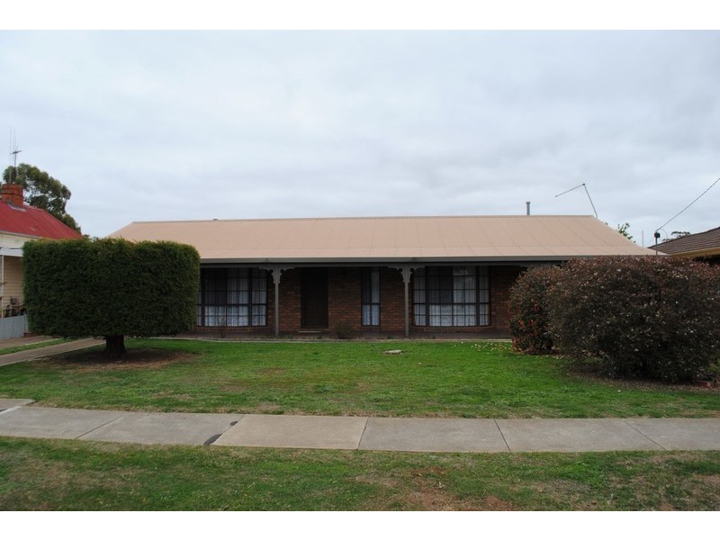 71 Park Road, Maryborough VIC 3465