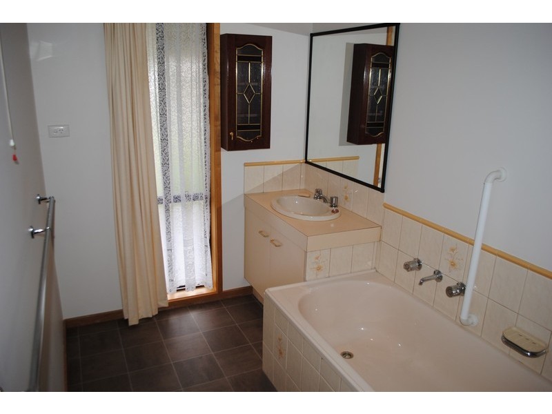 71 Park Road, Maryborough VIC 3465