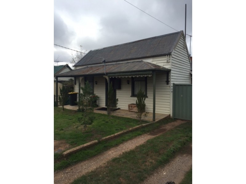 9 Higham Street, Maryborough VIC 3465