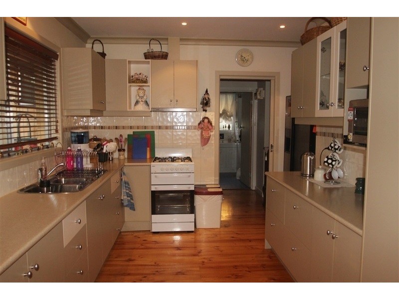 69 Derby Road, Maryborough VIC 3465