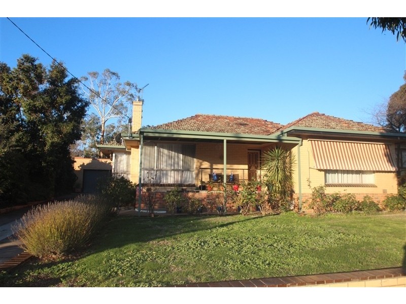 69 Derby Road, Maryborough VIC 3465