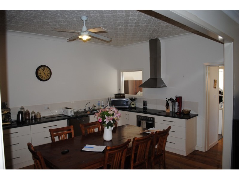 29 Powlett Street, Carisbrook VIC 3464