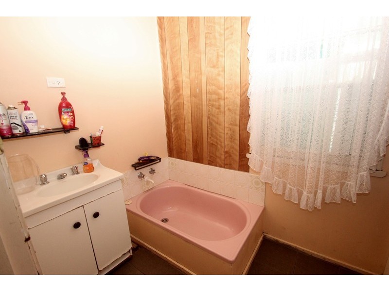 23 Gillies Street, Maryborough VIC 3465