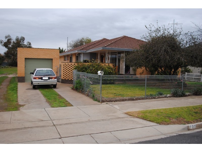 160 Railway Street, Maryborough VIC 3465