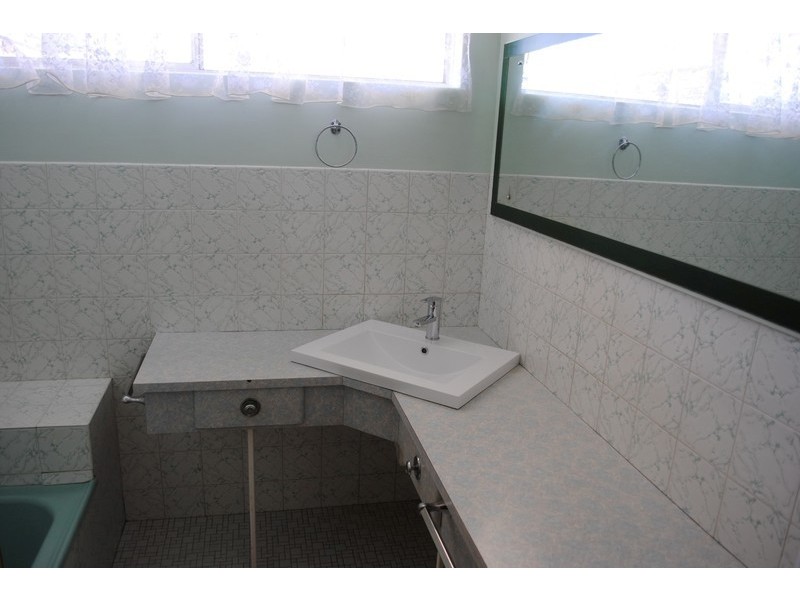 160 Railway Street, Maryborough VIC 3465