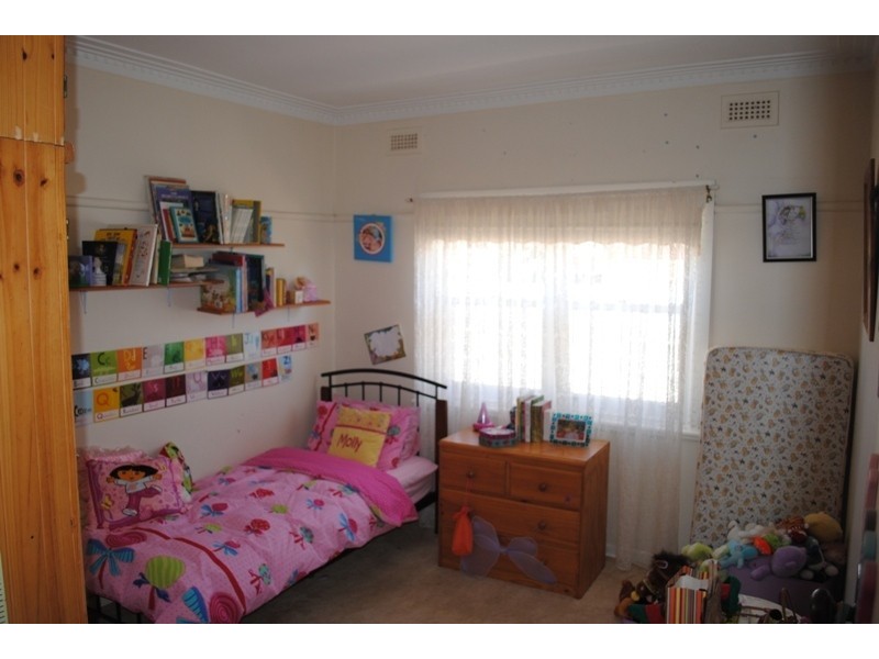 12 Laidlaw Street, Maryborough VIC 3465