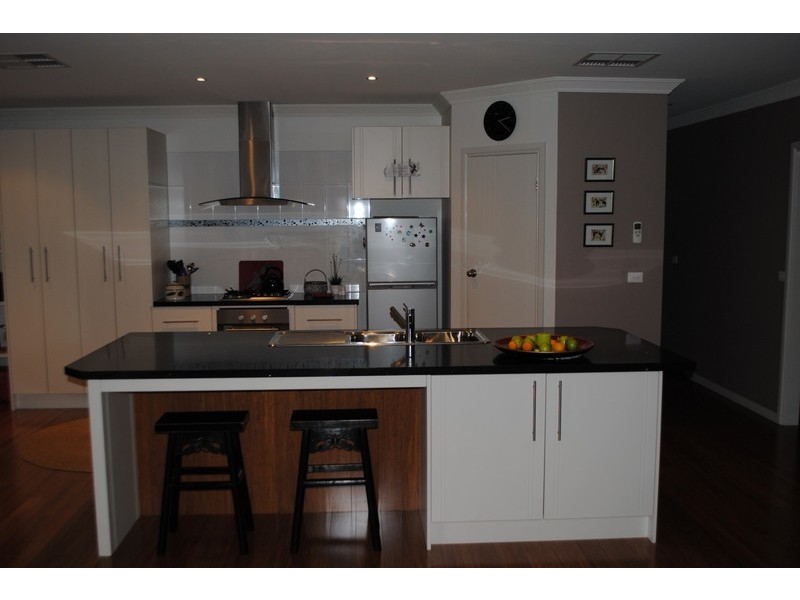 297 Gladstone Street, Maryborough VIC 3465