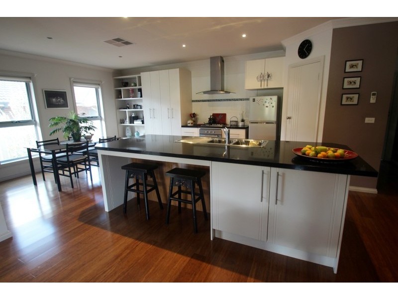 297 Gladstone Street, Maryborough VIC 3465