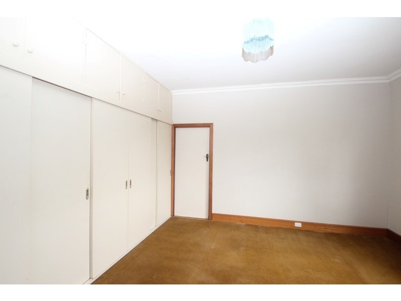 7 Belfast Road, Carisbrook VIC 3464