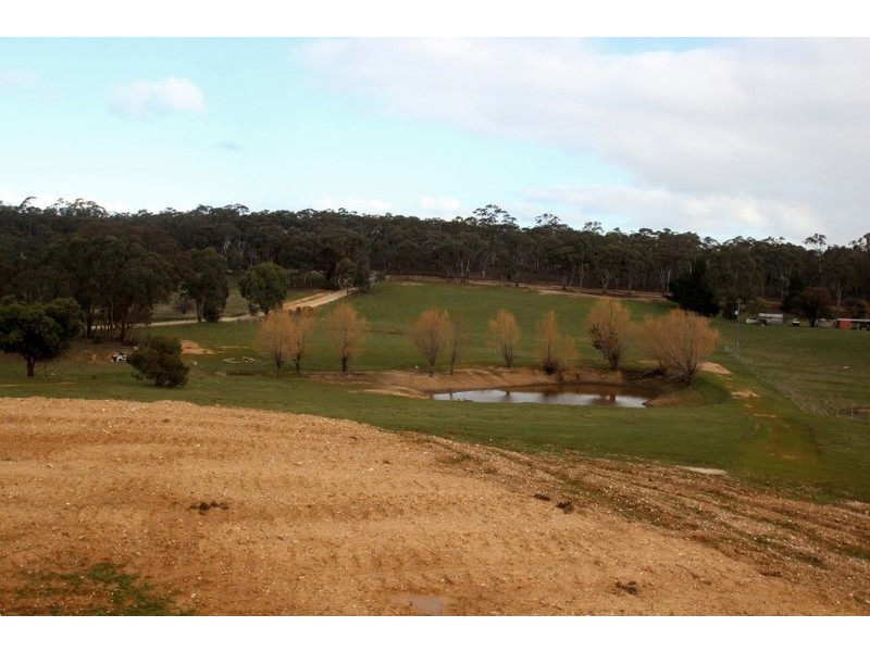 15 Wattle Gully Road, Mount Glasgow VIC 3371