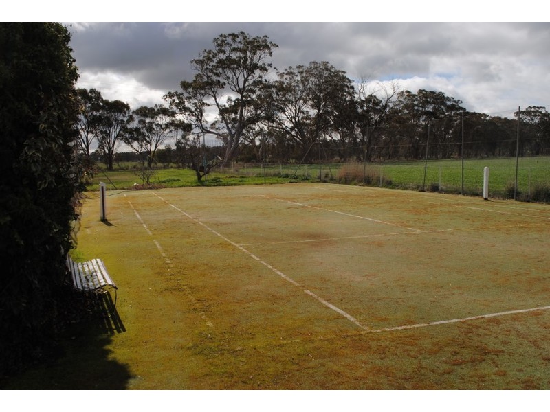 1236 Moonambel Road, Natte Yallock VIC 3465