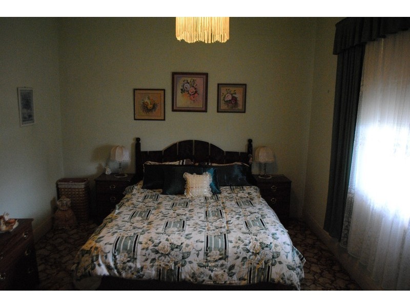 13 Faraday Street, Avoca VIC 3467