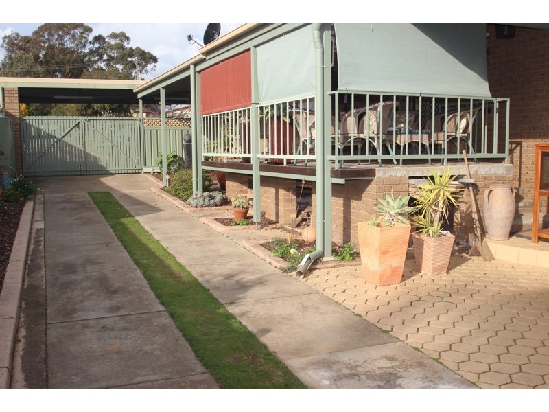 10 Holden Street, Maryborough VIC 3465