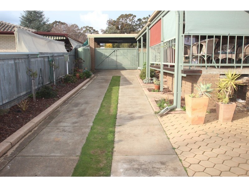 10 Holden Street, Maryborough VIC 3465