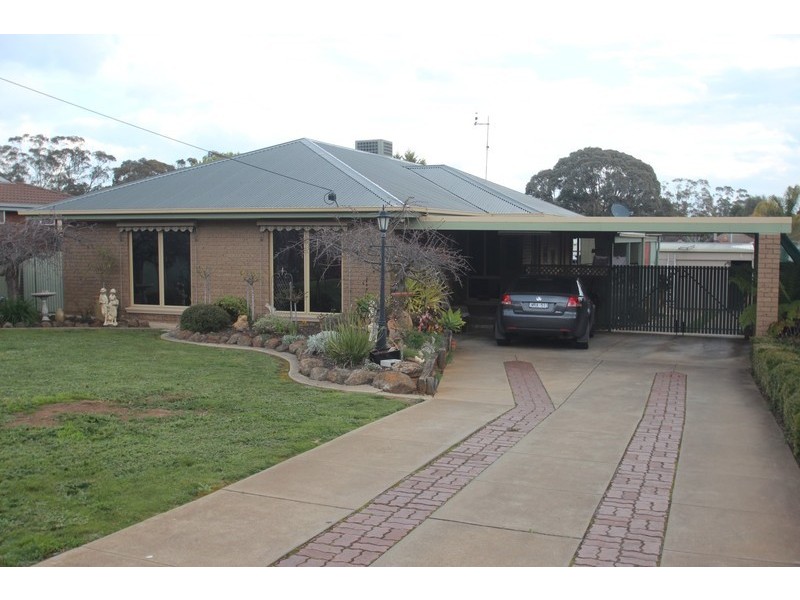 10 Holden Street, Maryborough VIC 3465