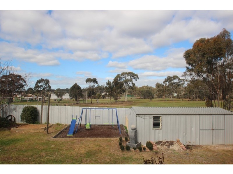 25 Ironbark Drive, Maryborough VIC 3465