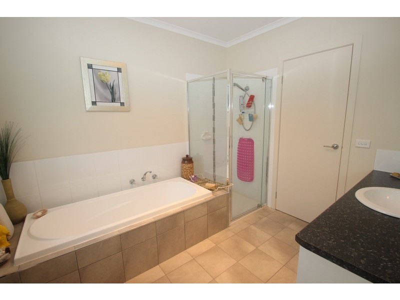 5 Queen Street, Carisbrook VIC 3464