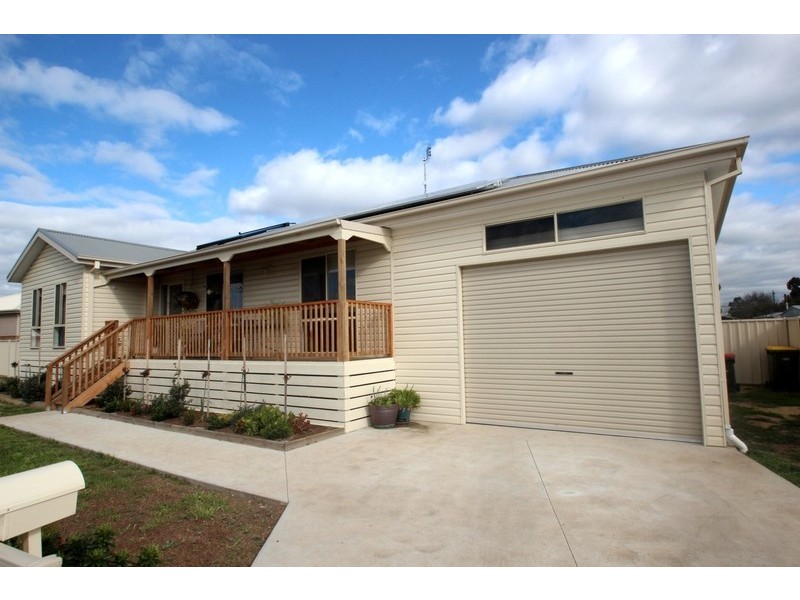 5 Queen Street, Carisbrook VIC 3464