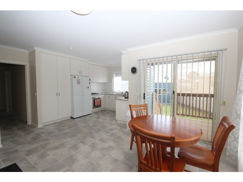 27  Birch Street, Carisbrook VIC 3464