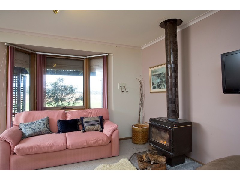 349 Waanyarra Road, Waanyarra VIC 3551