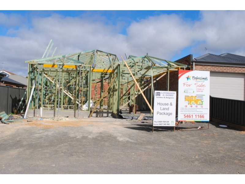 5 Doble Court, Maryborough VIC 3465