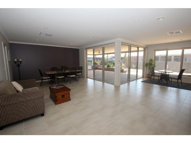 6 Parklands Court, Maryborough VIC 3465