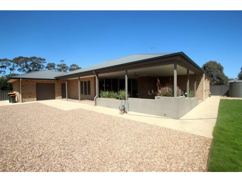 6 Parklands Court, Maryborough VIC 3465