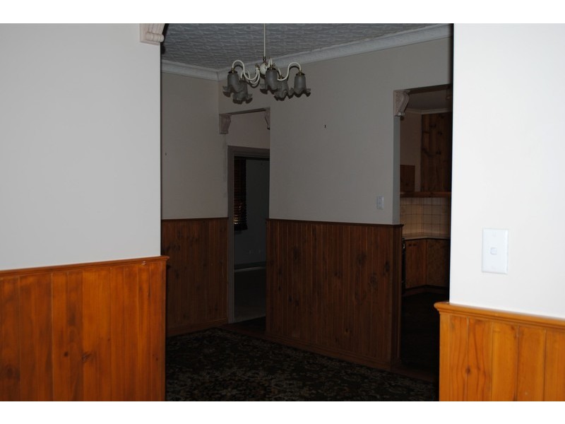 98 Gillies Street, Maryborough VIC 3465